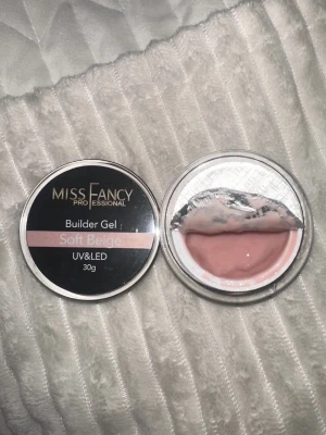 Soft beige från miss fancy - 30g