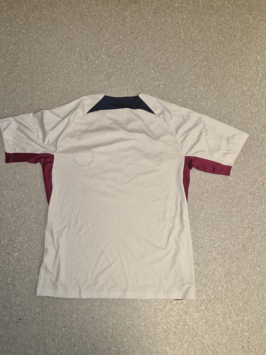 Vit PSG t-shirt från Nike - 2