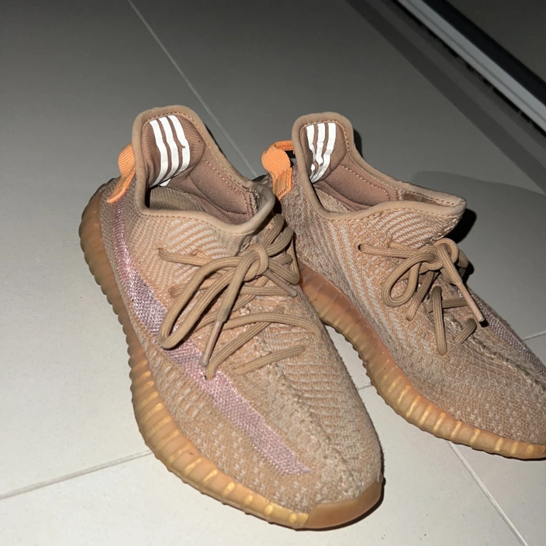 Yeezys clay  - 1