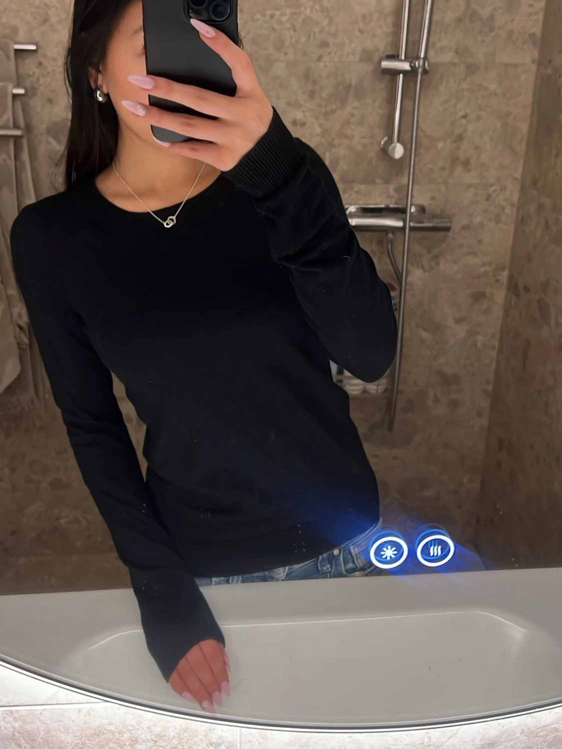 Svart basic tröja - 3