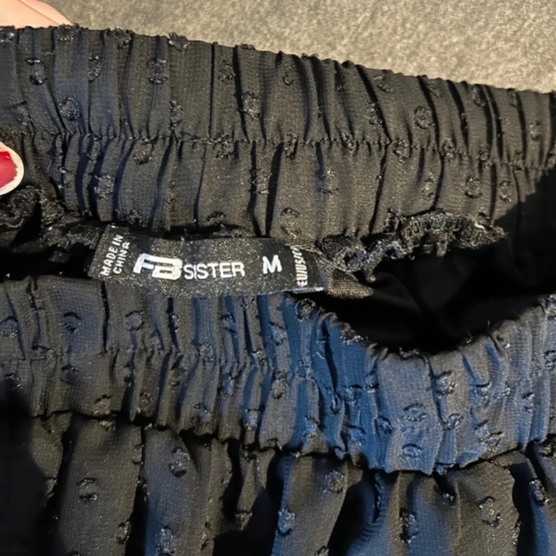 Svart volangkjol  - 1