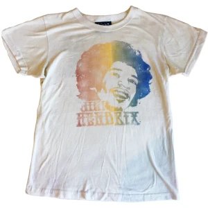 Vintage Jimi Hendrix band tröja/ T-shirt med tryck  - Unik Jimi Hendrix T-shirt! (Obs! Missfärgad under ärmarna dels nopprig)