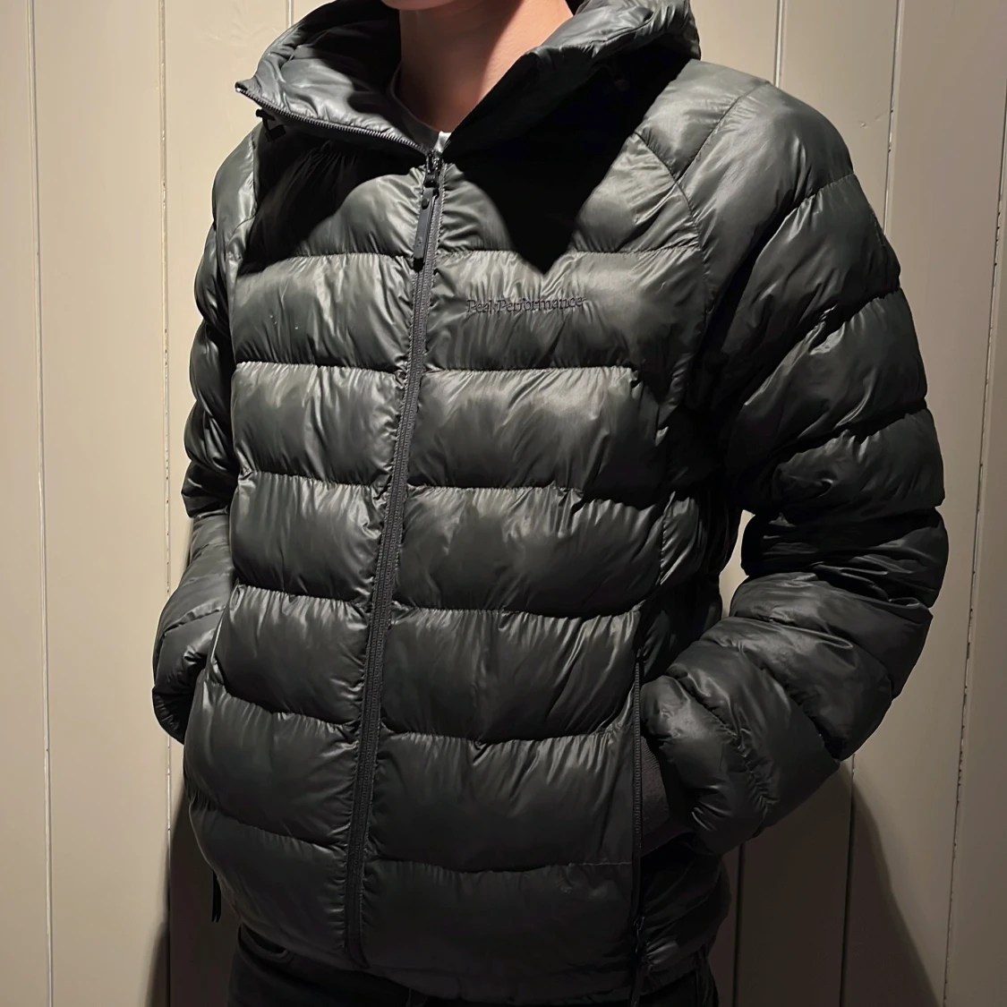 Grön pufferjacka från Peak Performance