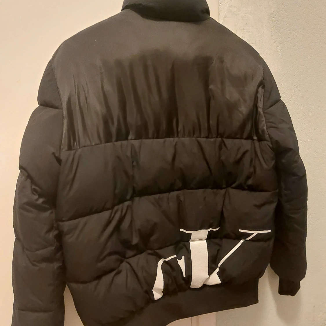 Svart pufferjacka Calvin Klein Jeans S - 1