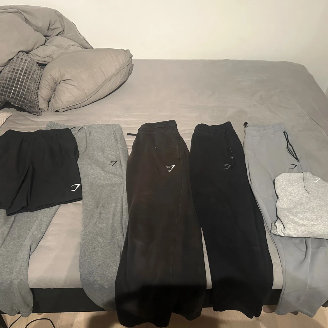 Buda på valfria Gymshark kläder