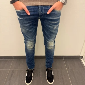 DONDUP JEANS GEORGE  - Dondup Jeans George | Storlek 34, Längd: 105cm/Midija:45cm | Deluxecloset 