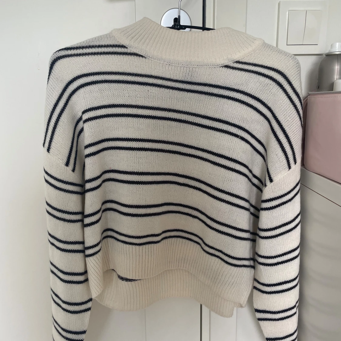 Randig stickad tröja från H&M XS