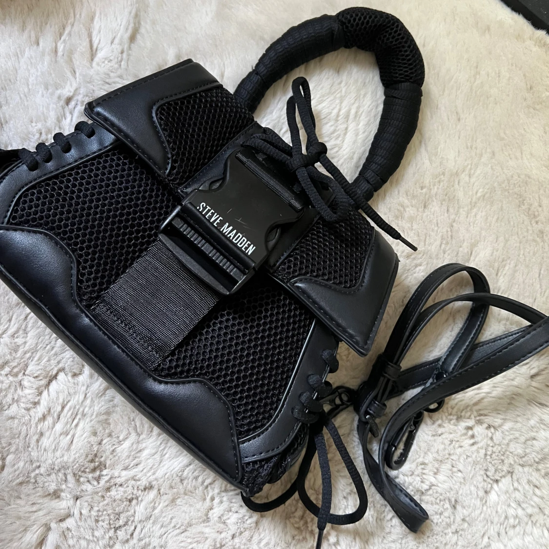 Handväska från Steve Madden