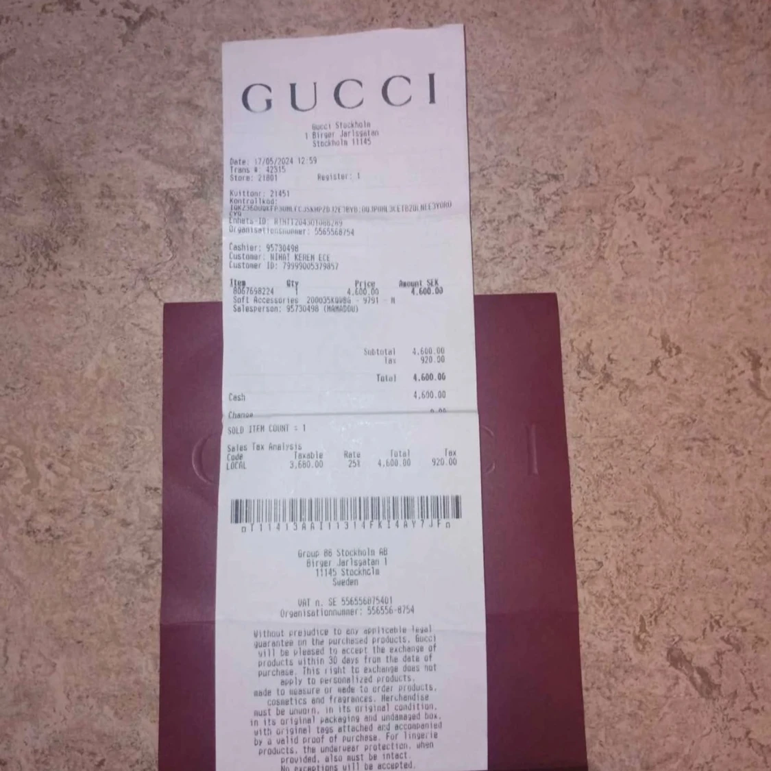 Gucci keps med GG-mönster och röd-grön rand - 1