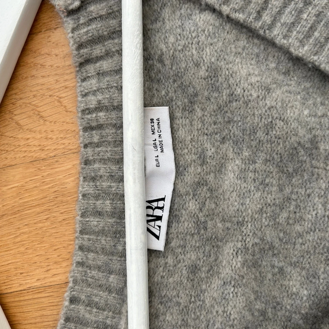 Grå kofta från Zara, croppad - 3
