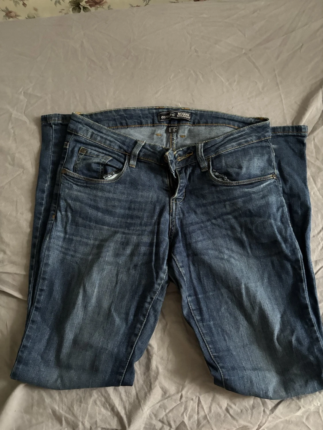 Blå jeans från Esmara Modern Straight