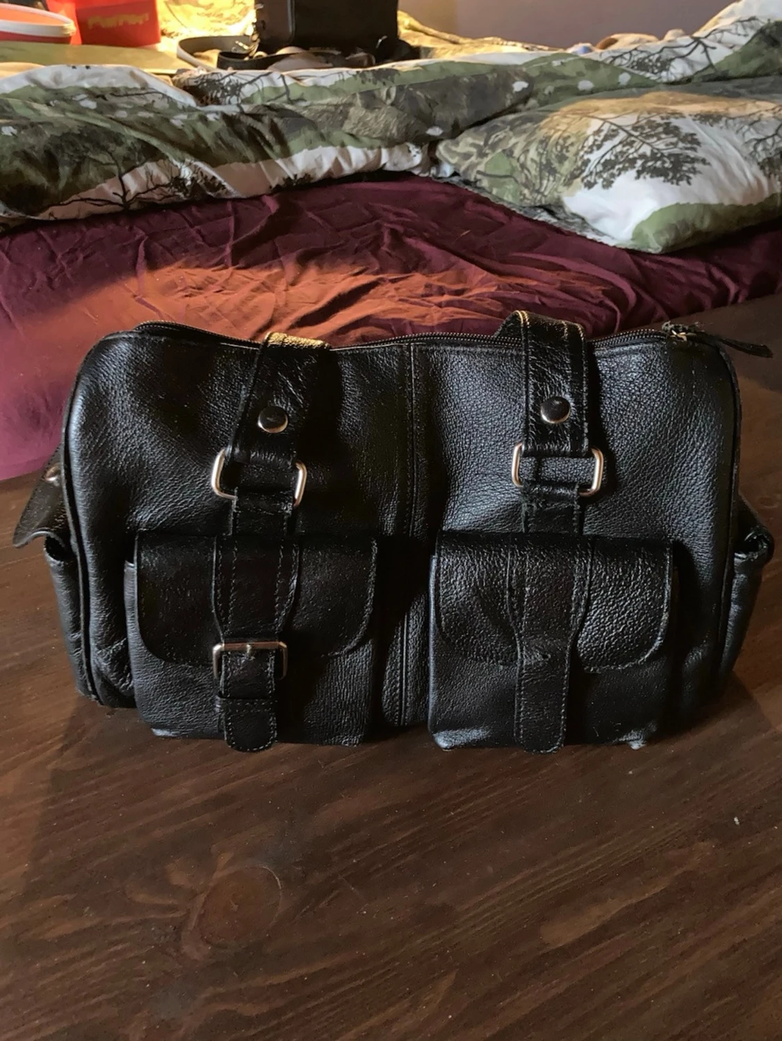 Svart axelväska - 1