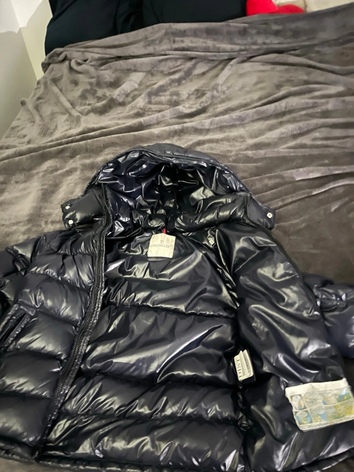 Mörkblå Moncler pufferjacka med huva - 1