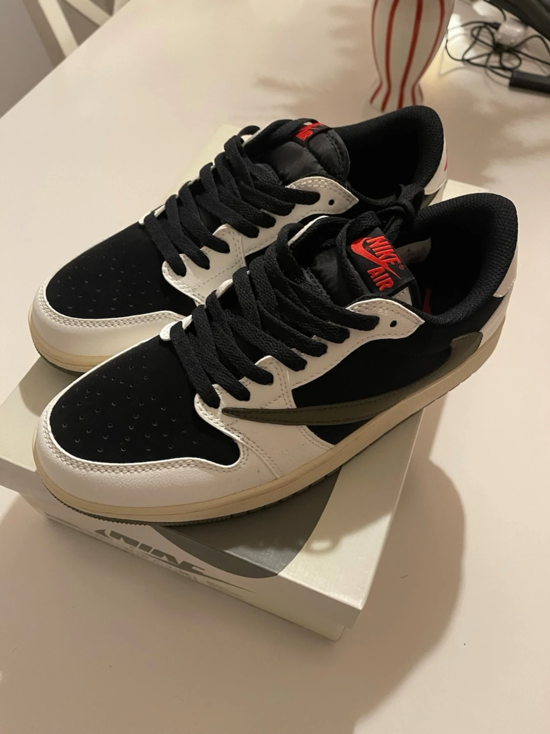 Nike Air Jordan 1 Low Travis Scott