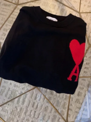 Ami paris tröja - Helt ny oanvänd ami paris tröja.