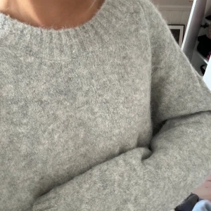 Leger tröja - Endast använd en gång, superfint skick!