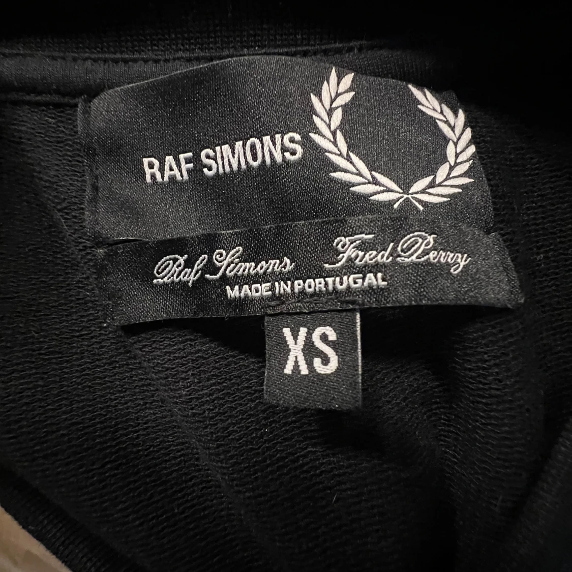 Svart Raf Simons x Fred Perry sweatshirt XS - 3