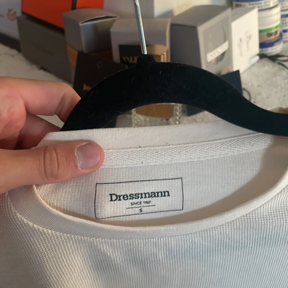 Vit långärmad tröja från Dressmann - 1