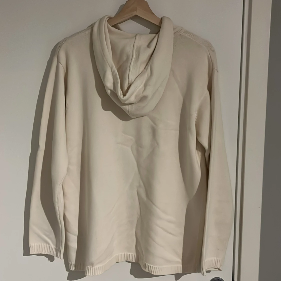 Beige stickad hoodie från Ralph Lauren - 1