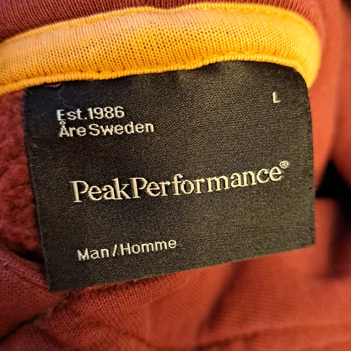 Röd hoodie Peak Performance L - 2