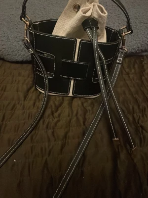 Jättefin väska - Jättefin väska som får plats med precis allt