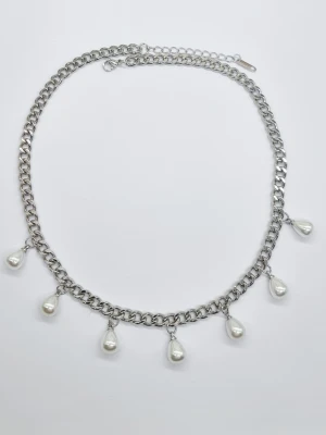 Stilfullt halsband med pärlor  - Material-rostfritt stål 304