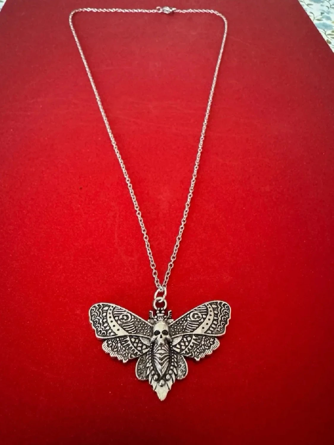 Halsband fjärildöskalle  - 3