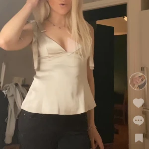 Festtopp - Fin. Använd 1 gång