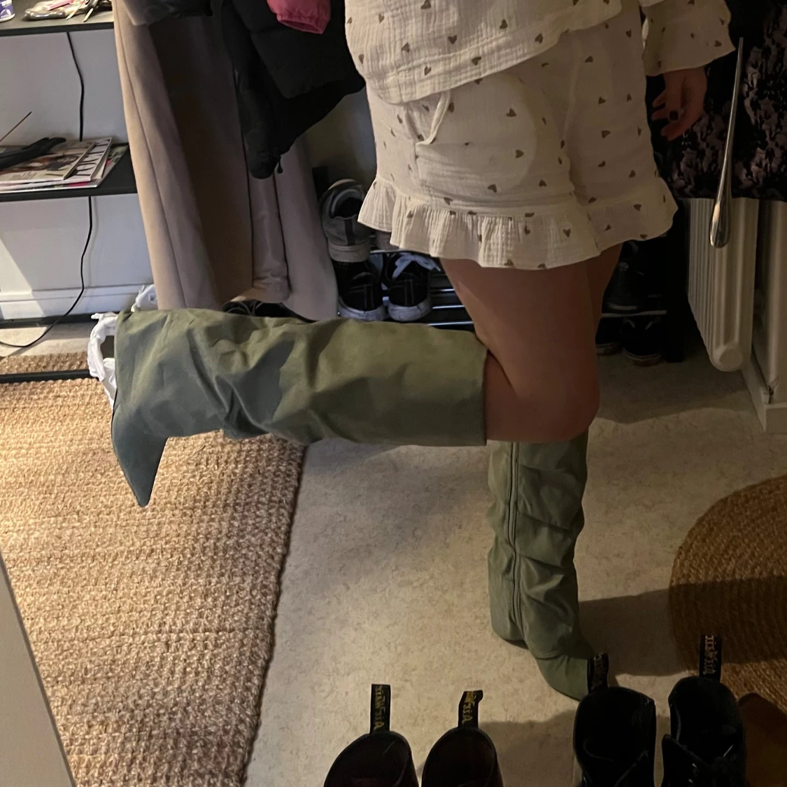 Gröna stövlar med spetsig tå - 1