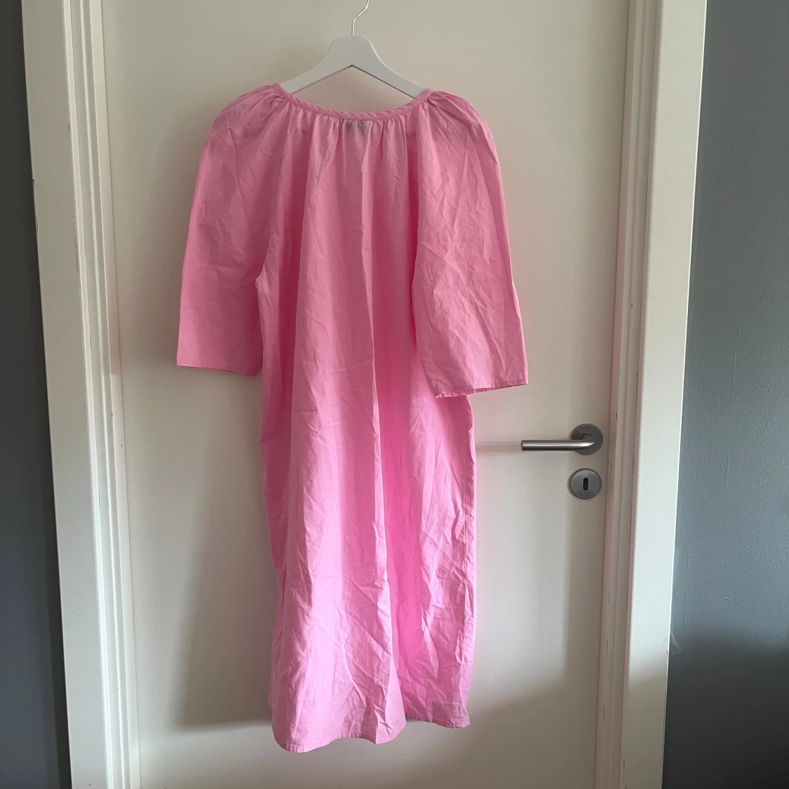 Rosa klänning från Lindex - 1