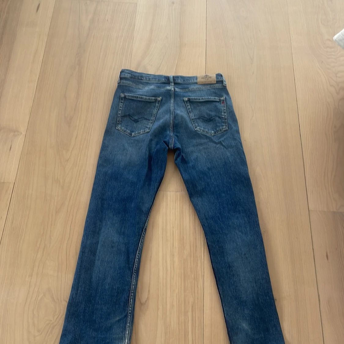 Blå jeans från Replay straight fit - 1