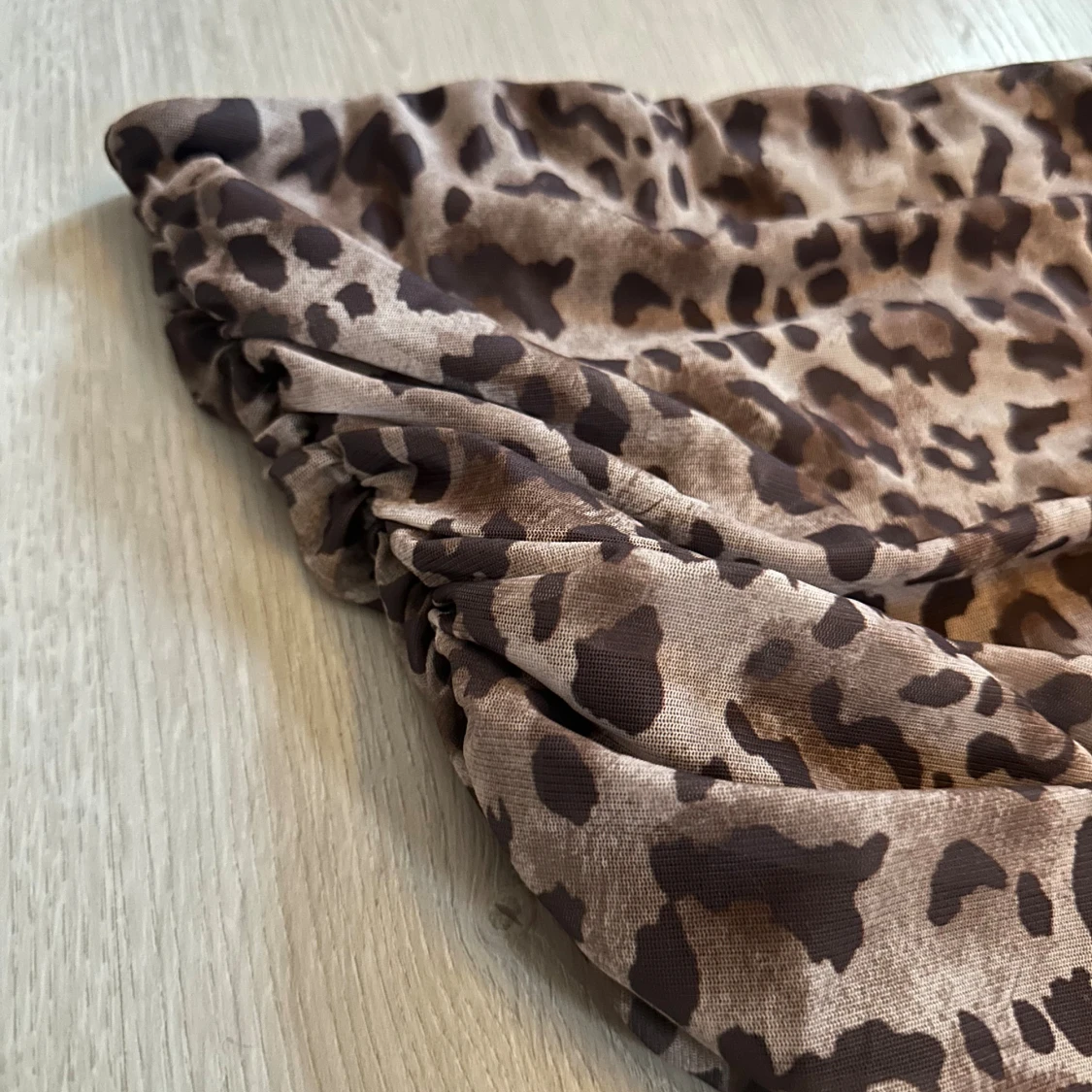 Leopardmönstrad croppedtop  - 1