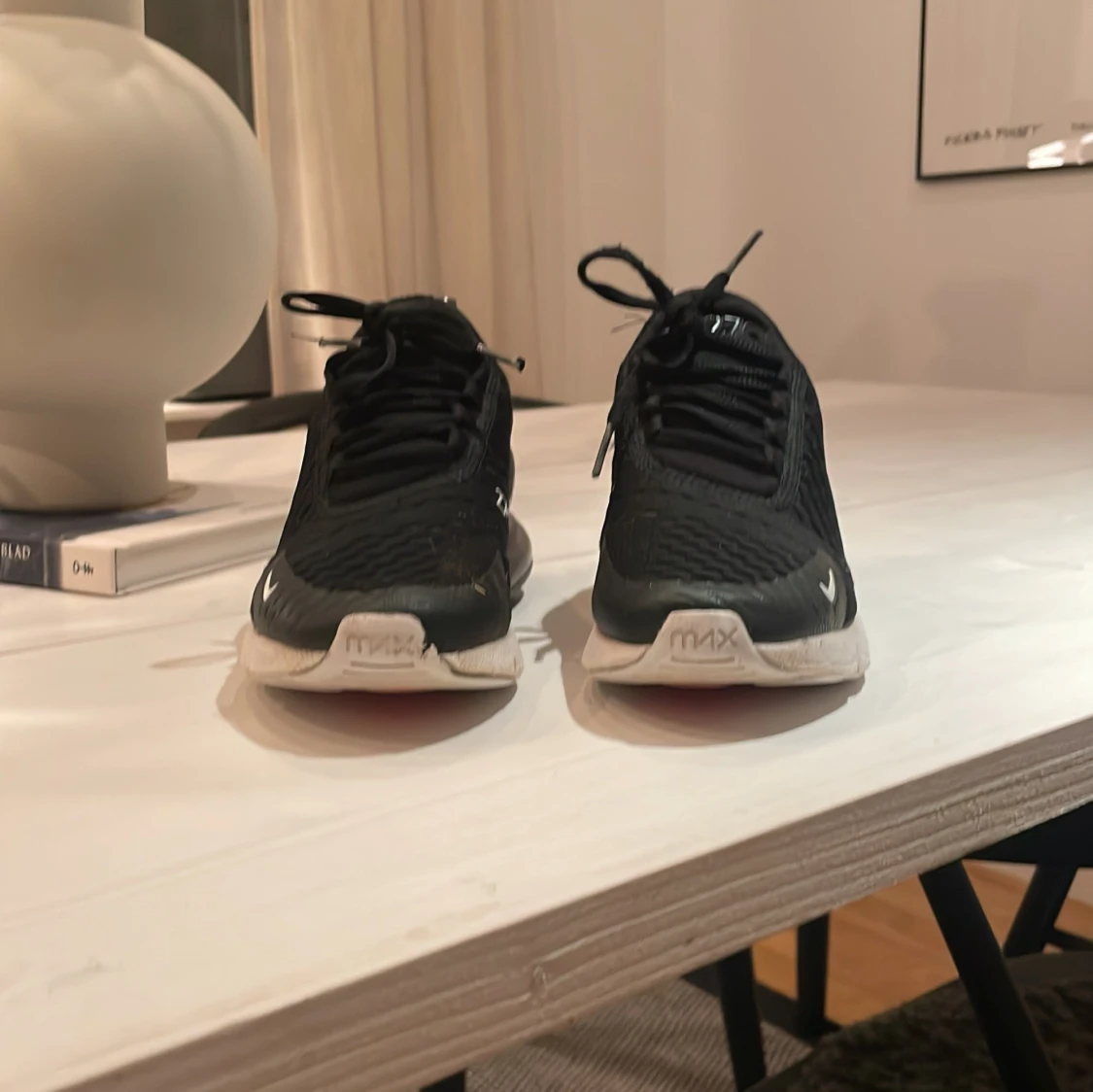 Nike Air Max 270 svart/vit sneakers