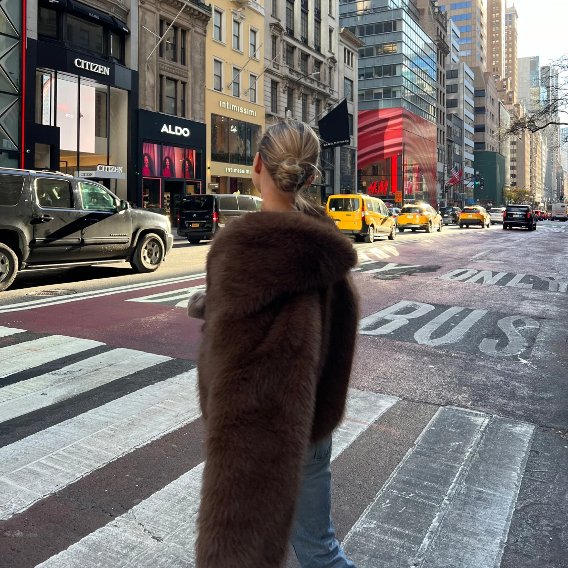 Brun pälsjacka  - 1