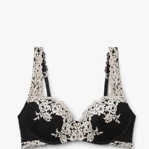 Intimissimi bh - Push up BH ifrån intimissimi, jättebra skick!!