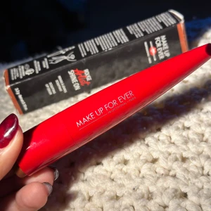 Make up forever lipstick - Ideal Chai shade 