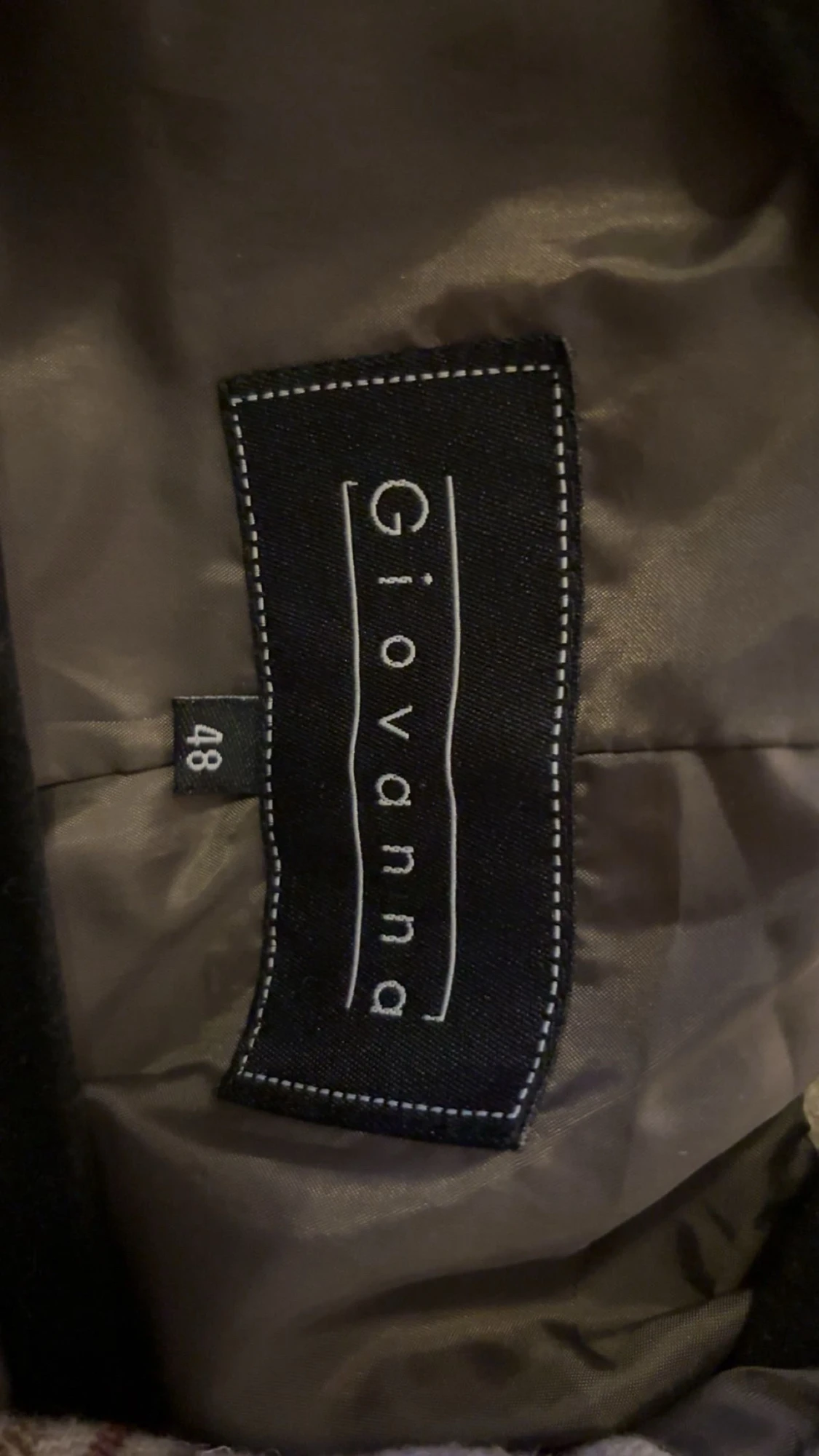 Beige rutig kappa från Giovanna - 2