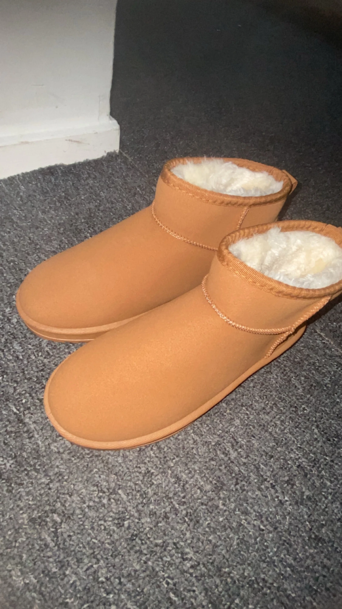 Bruna boots med fuskpälsfoder
