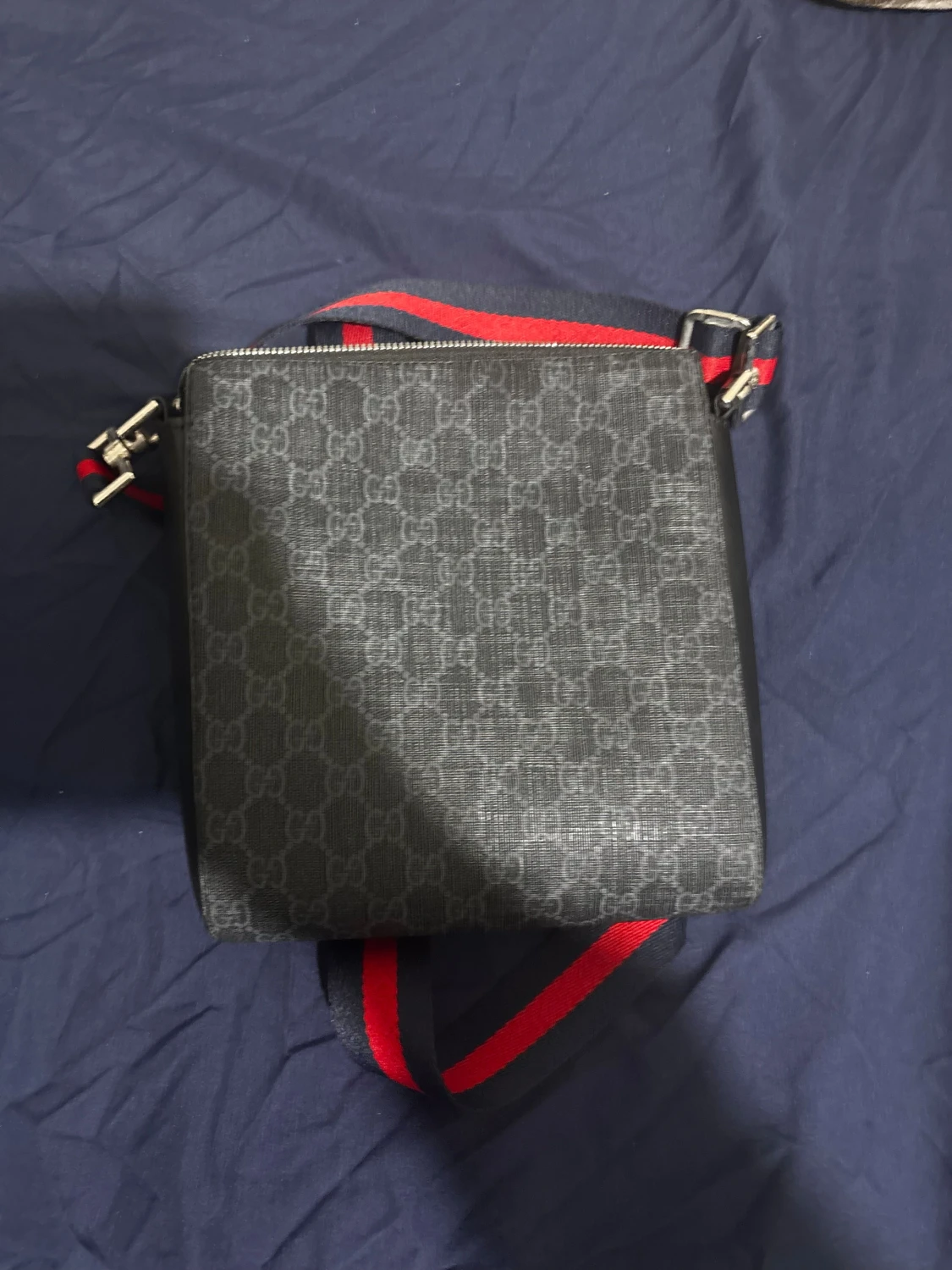 Svart axelväska äkta från Gucci - 1