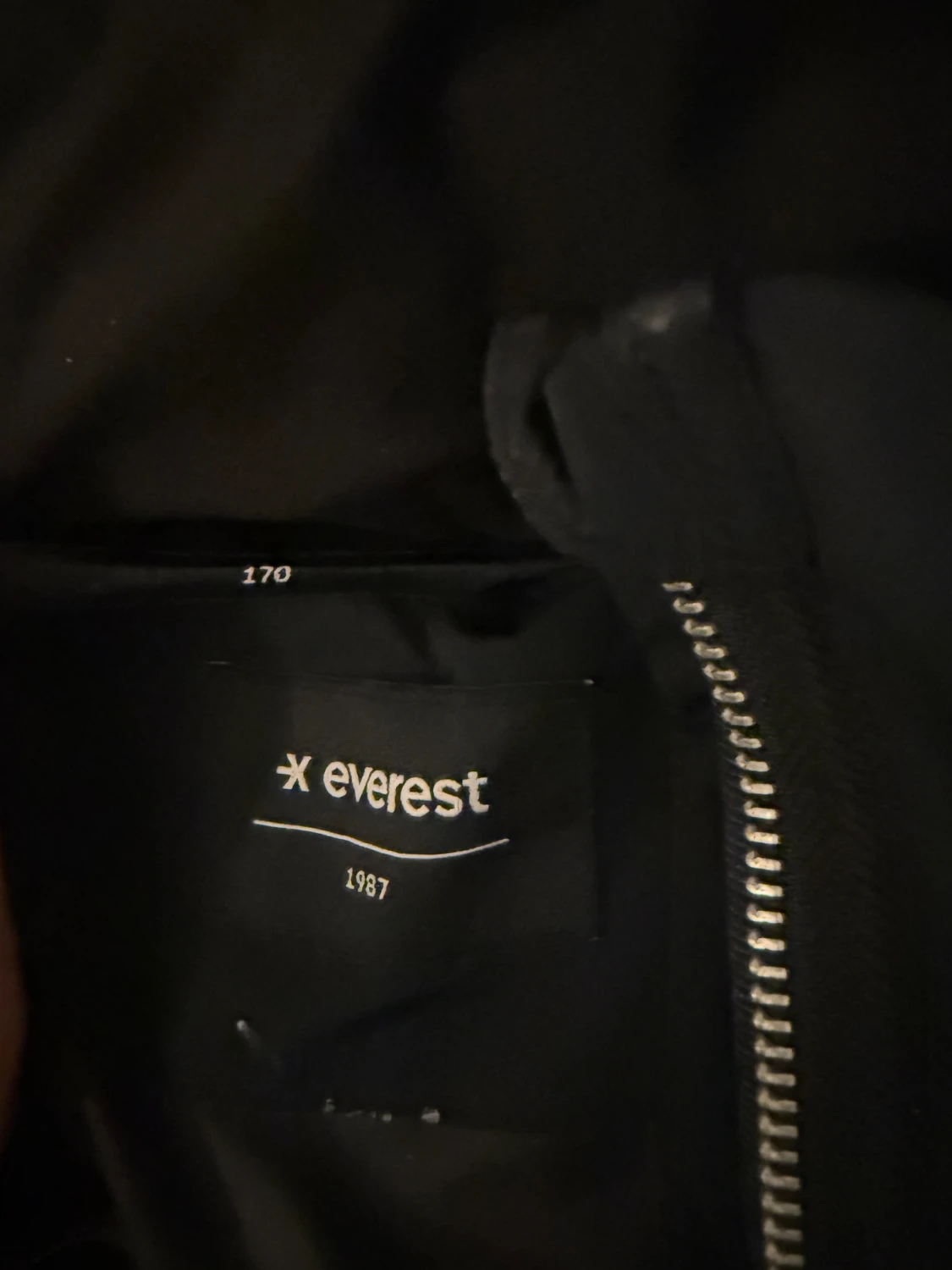 Svart lång pufferjacka Everest - 1