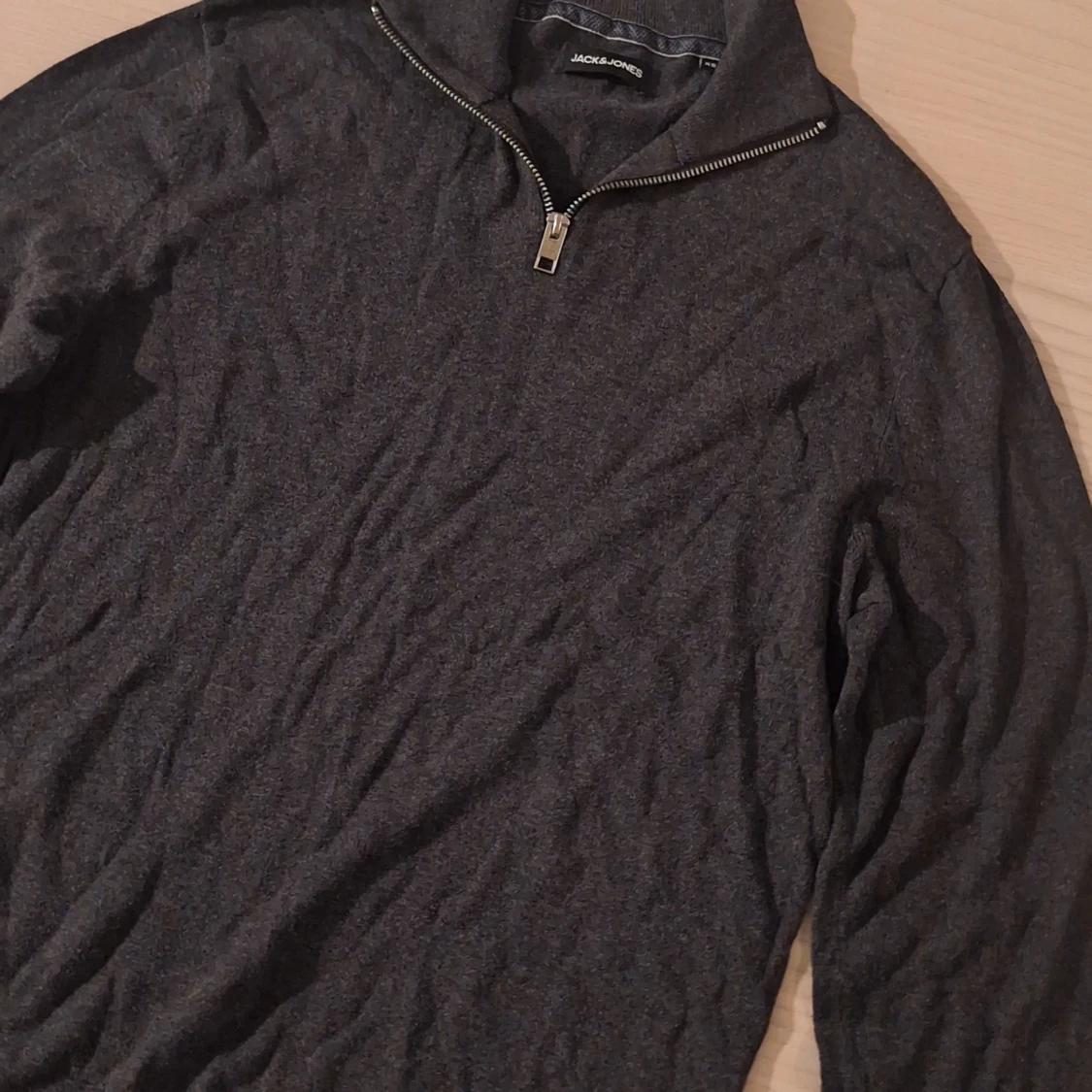 Mörkgrå half zip tröja Jack & Jones stl XS - 1