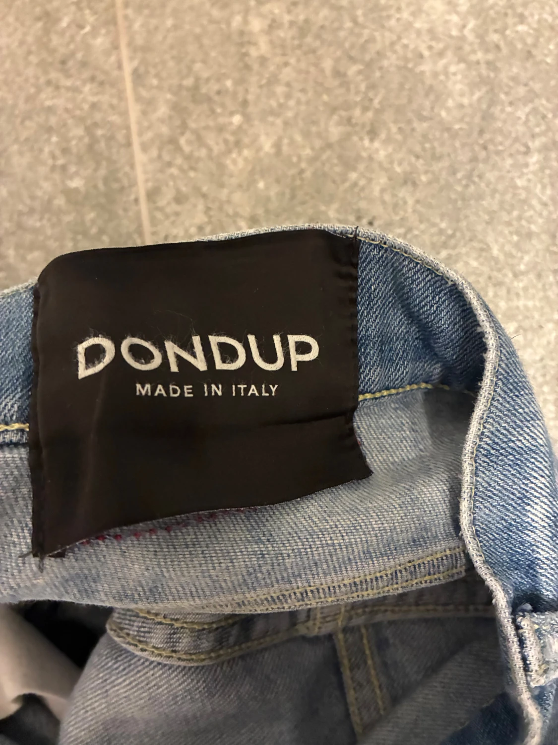 Dondup George ljusblå jeans, storlek 31 - 4