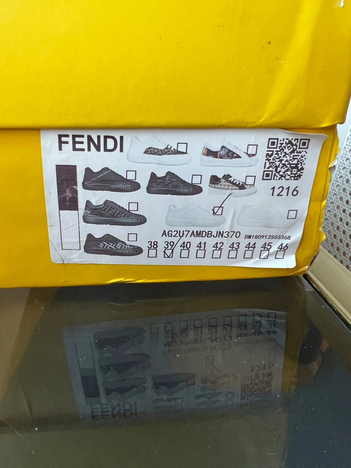 Vita Fendi sneakers med FF-mönster - 3