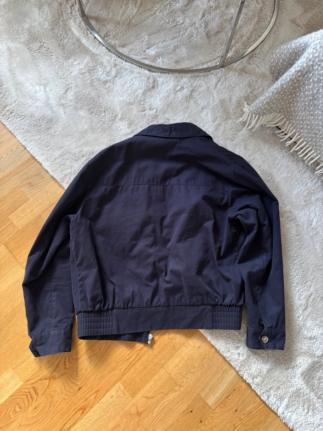 Mörkblå jacka från H&M - 1