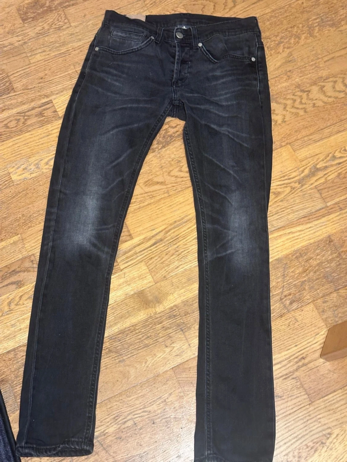 Svarta jeans från Dondup - 1