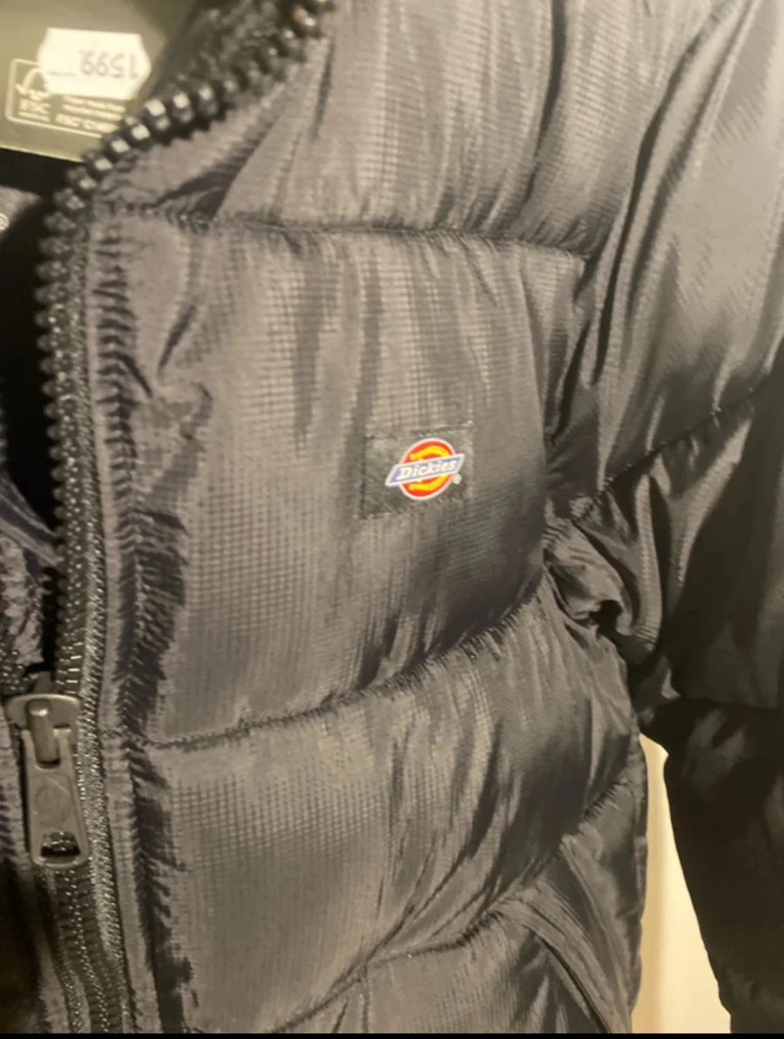 Svart pufferjacka från Dickies  - 2