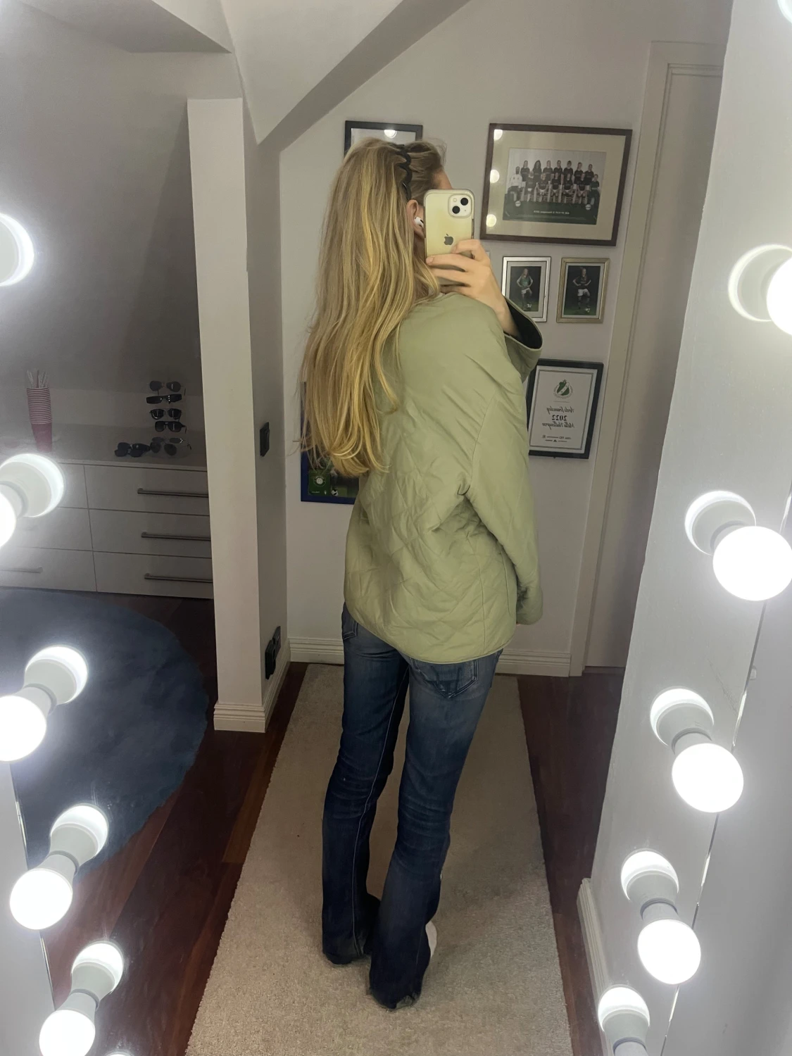 Ljusgrön quiltad jacka med fickor - 1