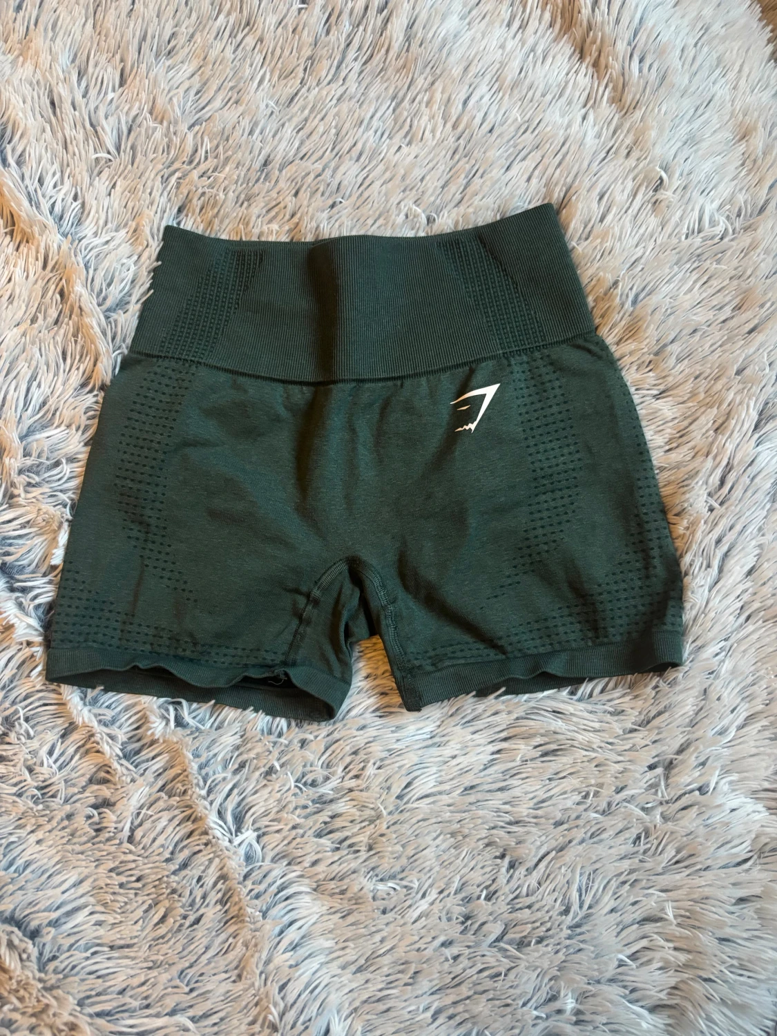 Mörkgröna Gymshark träningsshorts