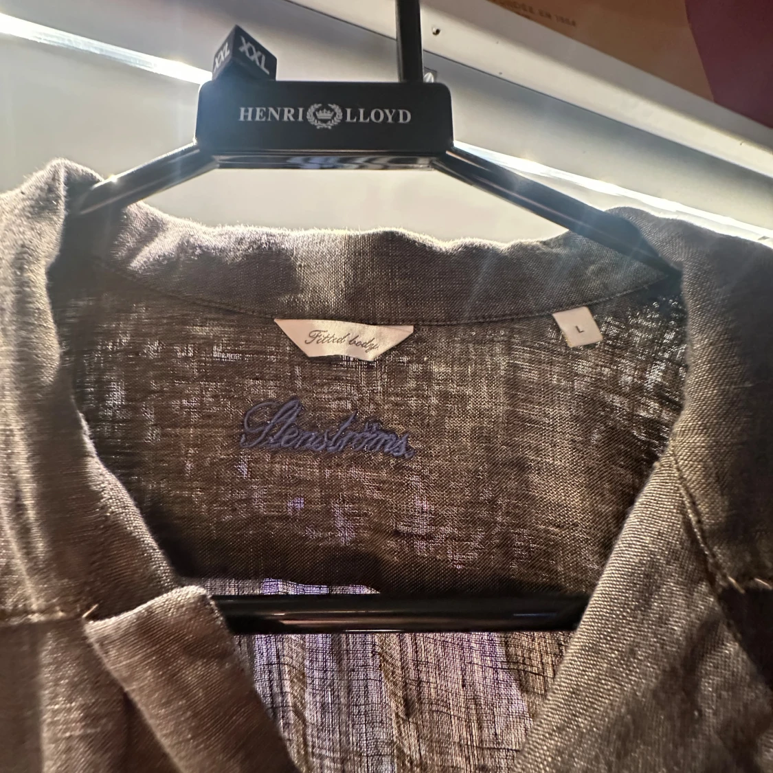 Brun linneskjorta från Stenströms L