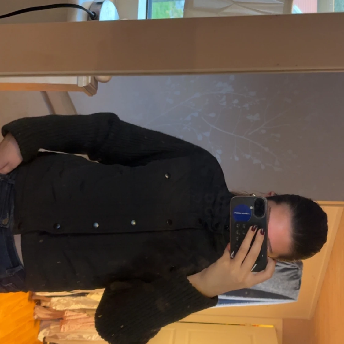 Mörkgrå jacka med stickade ärmar - 2